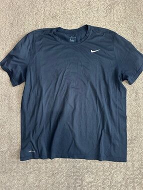 Men’s XXL short sleeve black T-shirt by Nike